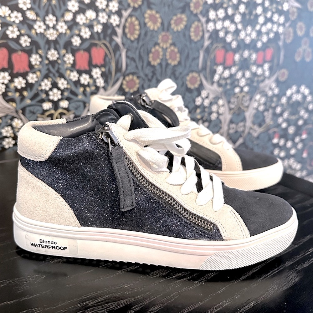 Blondo waterproof high top sneakers